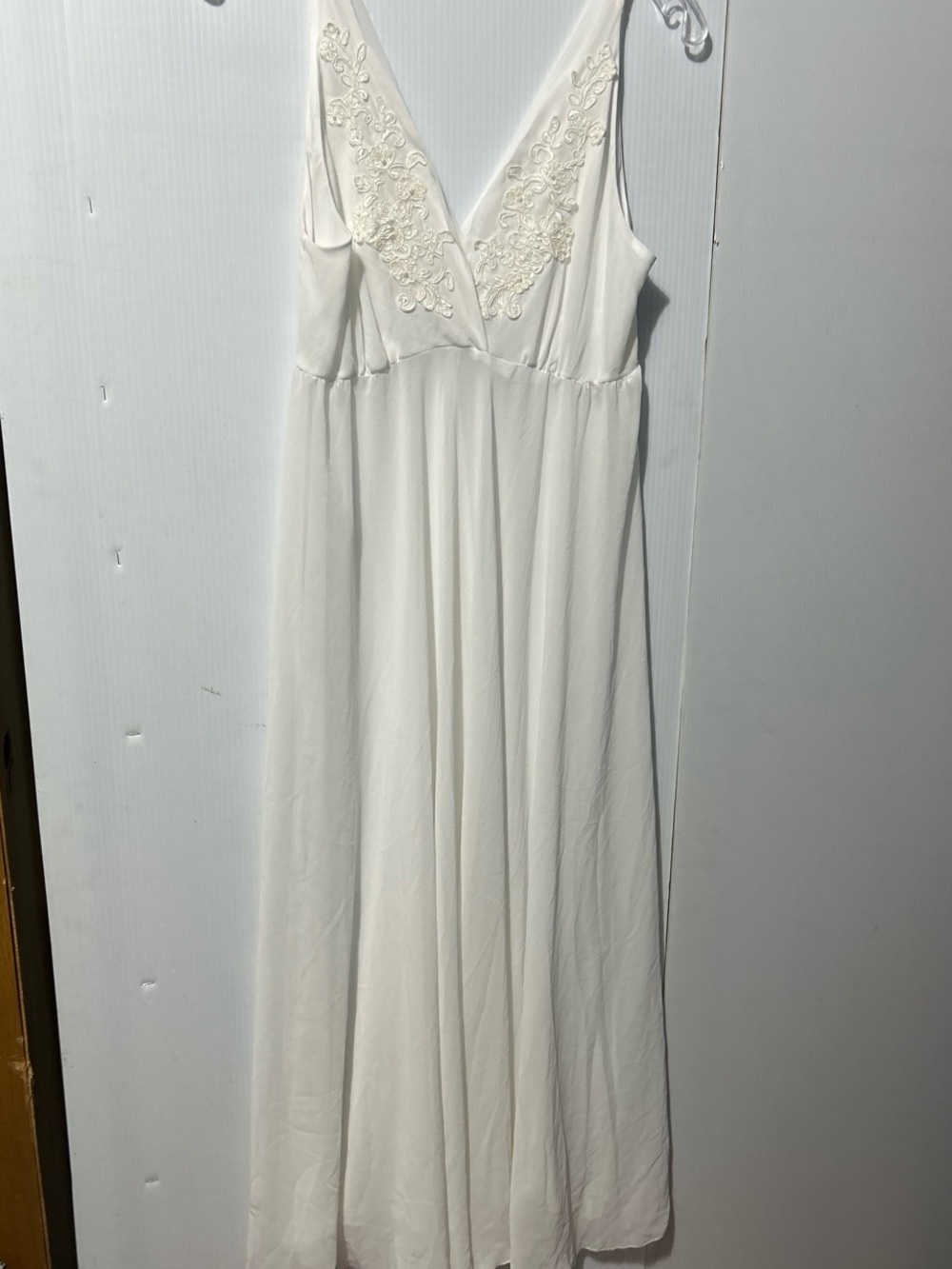 Linea Donatella Women M Ivory Beaded Lace Detail Nightgown